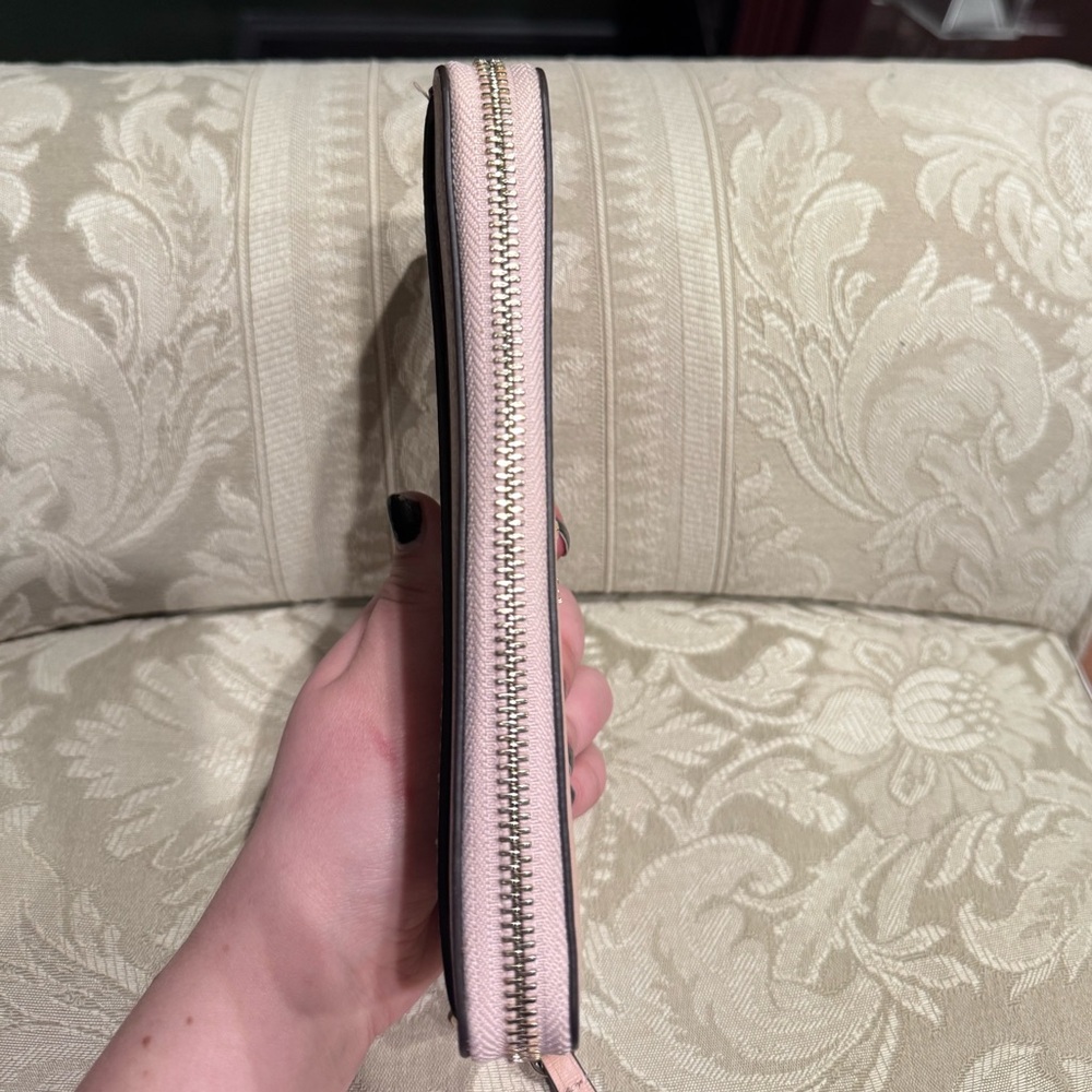 Kate Spade Blush Pink Wristlet Wallet - Picture 5 of 10